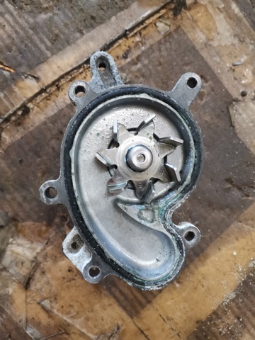Помпа водяна, (насос) охолодження 21110AA770 SUBARU