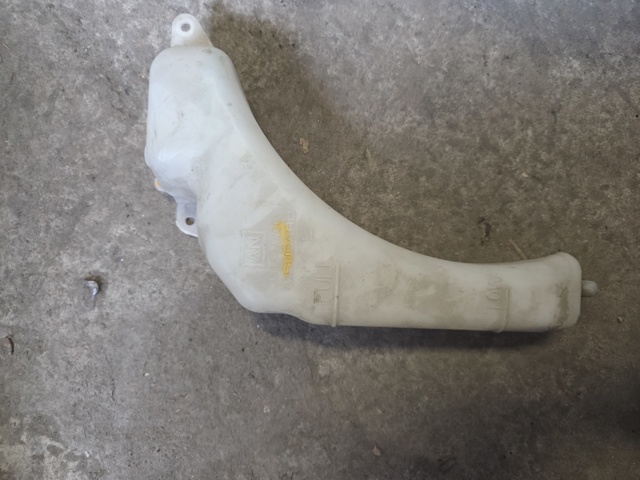 Бачок для води 45150AN00A SUBARU