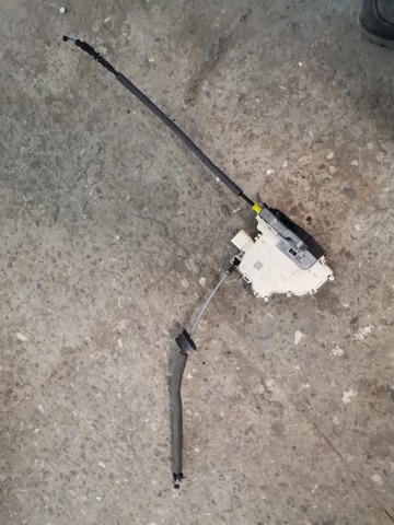 Замок передніх пасажирських дверей 4G0839016G VAG