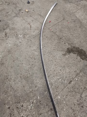 Накладка даху ліва 4G8853703A2ZZ VAG