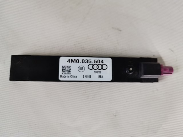 Підсилювач сигналу антени 4M0035504 VAG