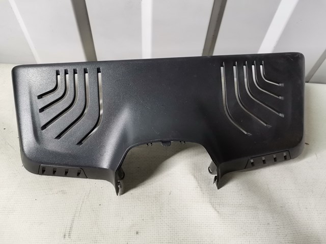 Накладка (кришка) кронштейна дзеркала салону 51169303999 BMW