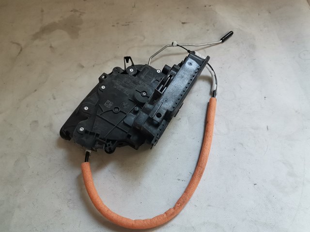 Замок водійських дверей 51217477685 BMW