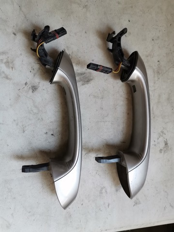 Дверна ручка права пасажирська 51219491462 BMW