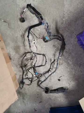 Джгут проводів передньої двері 61128714781 BMW