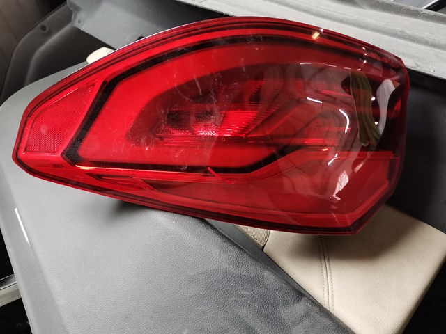 Ліхтар задній правий, зовнішній 63217376470 BMW