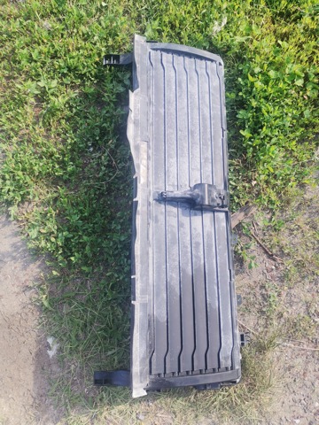 Жалюзі радіатора охолодження 80A121223 VAG