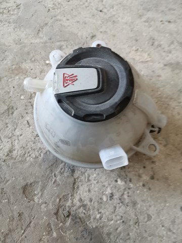 Розширювальний бачок охолодження 80A121405Q VAG