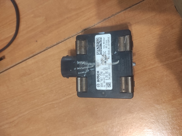 Датчик контролю мертвої зони, задній 80A907590 VAG