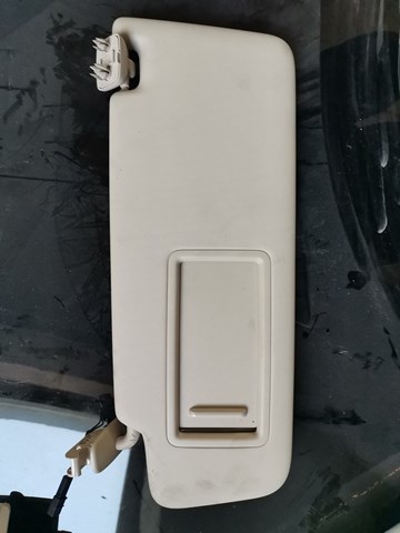 Козирок сонцезахисний 8W0857551 VAG