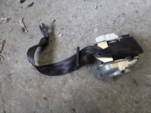 Пасок безпеки задній правий 8W0857806AV04 VAG