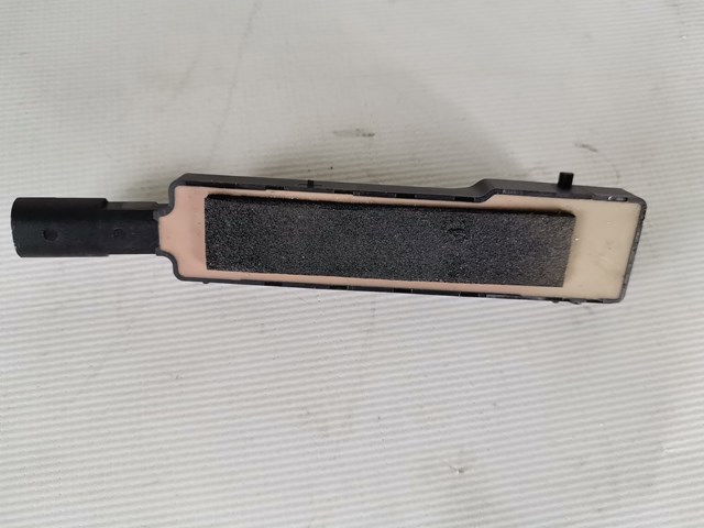Кінцевий вимикач 8W0927753 VAG