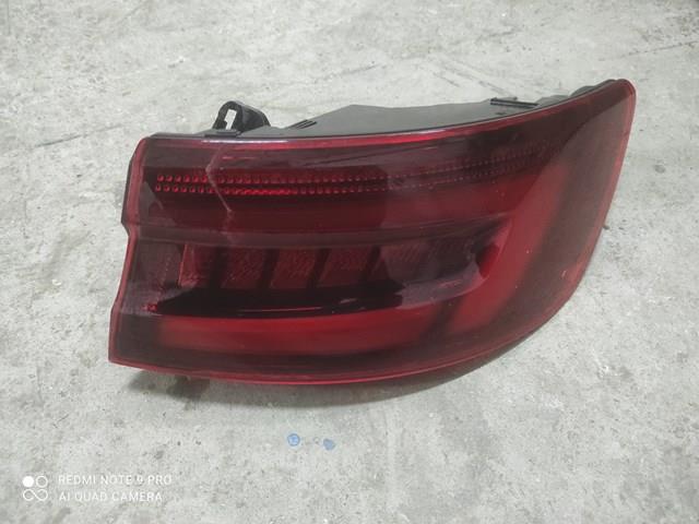 Фара задня права зовнішня 8W5945092F VAG