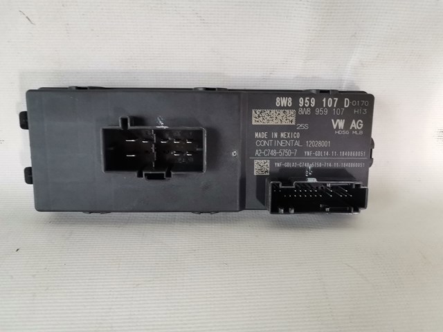 Модуль керування (ЕБУ) відкриття кришки багажника/ двері 3-ї (5-ї) 8W8959107D VAG