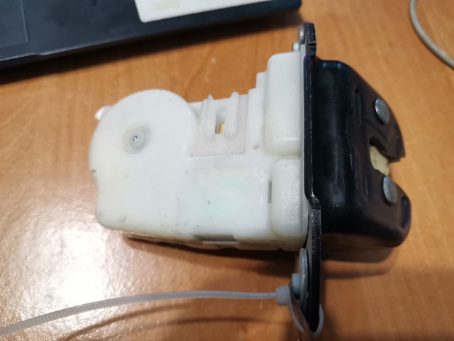 Замок кришки багажника 905024CL0A NISSAN