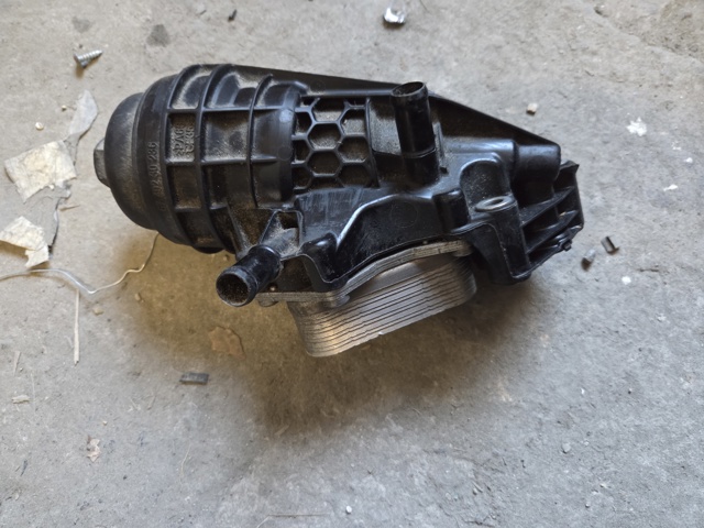 Корпус масляного фільтра A2701800810 MERCEDES
