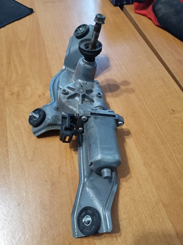 Моторчик заднього двірника KD5367450 MAZDA
