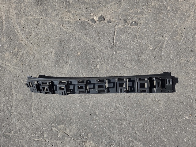 Наповнювач бампера переднього LJ6Z17C882A FORD