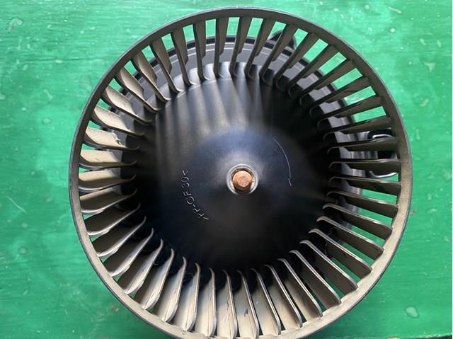 Мотор вентилятора печки (отопителя салона) мк7 сша AV1119846AB
