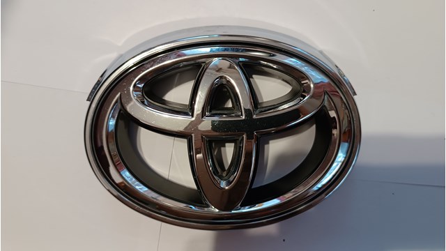 Емблема решітки радіатора 7531133200 TOYOTA