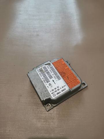 Блок управління airbag 0018203126 MERCEDES