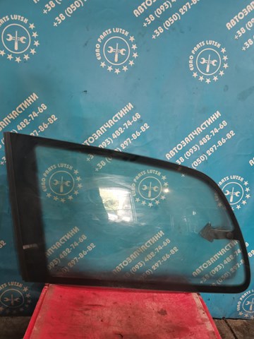 Стукло багажника, праве 1096726 FORD
