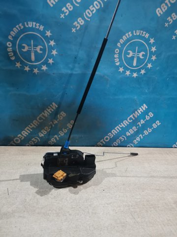 Замок дверей водія Opel Zafira 100