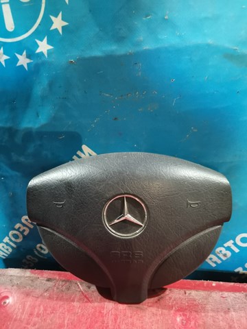 Подушка в кермі 1684600198 MERCEDES