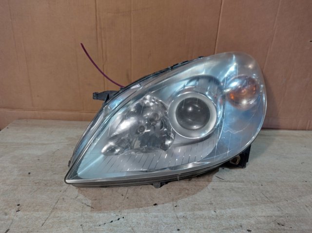 Фара дальнього світла в зборі 1698201761 MERCEDES