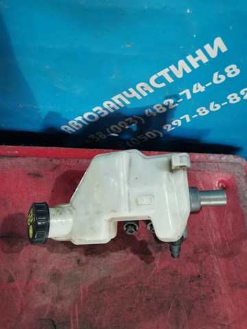 Бачок головного гальмівного циліндру 1749470 FORD