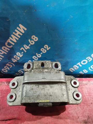 Ліва подушка двигуна 1K0199555 VAG