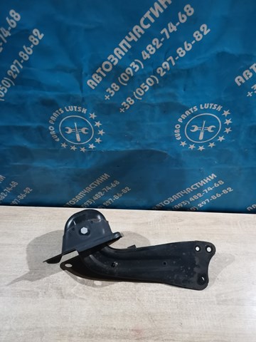 Тяга поздовжня задньої підвіски, ліва 1K0505225H VAG