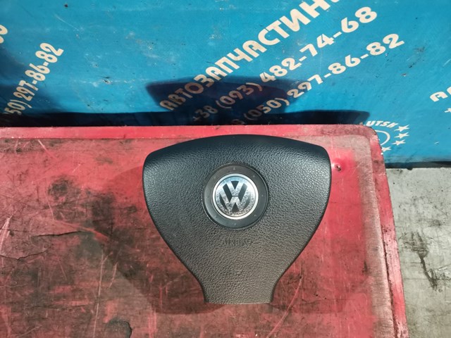 Подушка в кермі 1K0880201P1QB VAG
