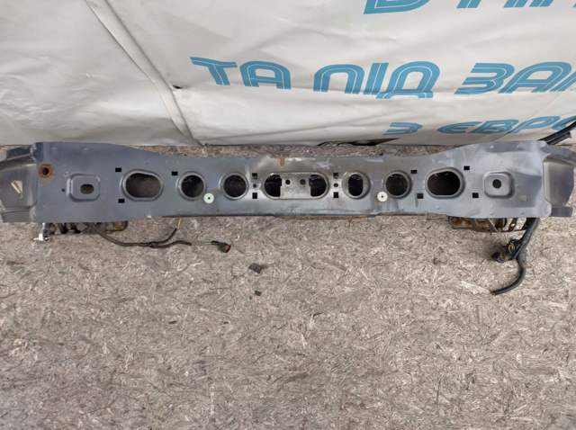 Підсилювач бампера переднього 2439074 FORD