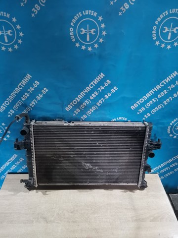 Радіатор охолодження 24426591 OPEL
