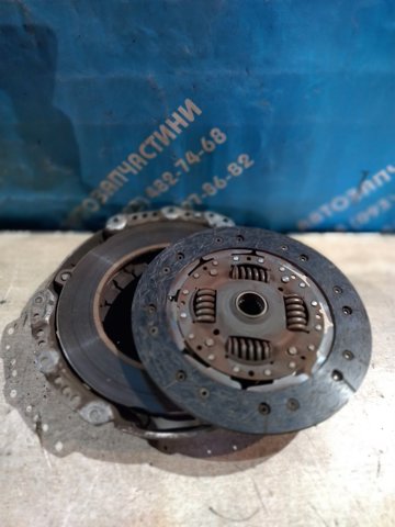 Зчеплення 30100BN800 NISSAN