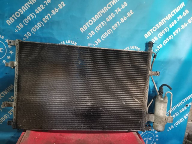 Радіатор охолодження кондиціонера 31101053 VOLVO