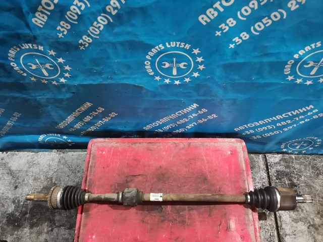 Піввісь передня, права 495011W000 HYUNDAI