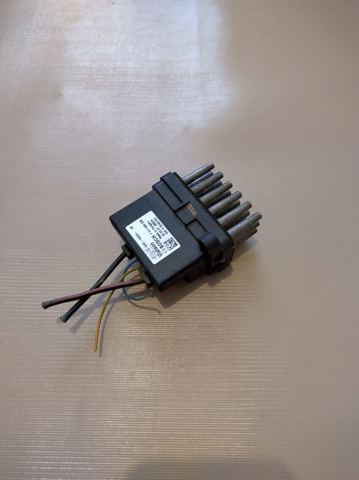 Резистор обігрівача 6G9T19E624AD FORD
