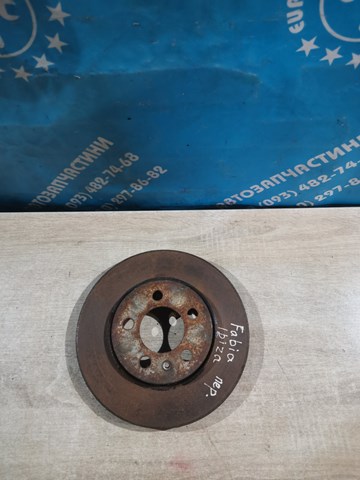 Диск переднього гальма 6R0615301C VAG