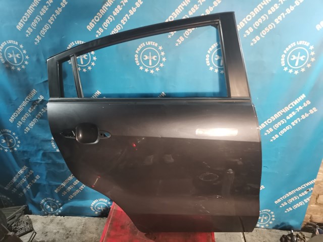 Двері задні, праві 770041W010 HYUNDAI