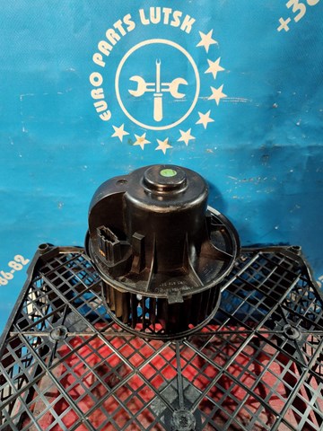 Мотор вентилятора печки (отопителя салона) 7M1819021 