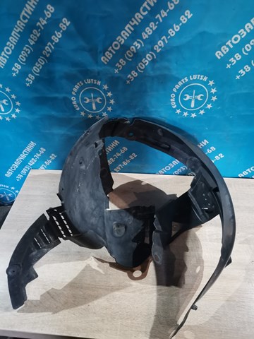 Підкрилок передній лівий 8200067074 RENAULT