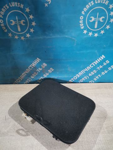 Кришка речового ящика 8200159913 RENAULT