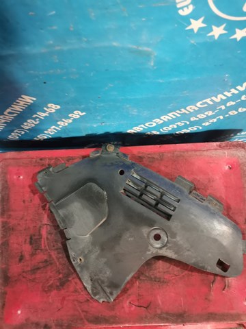 Захист бампера переднього, права 8200411278 RENAULT