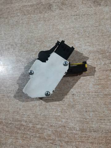 Датчик включення зчеплення 8200666173 RENAULT
