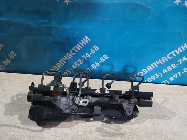 Рампа форсунок системи упорскування палива 8200750048 RENAULT