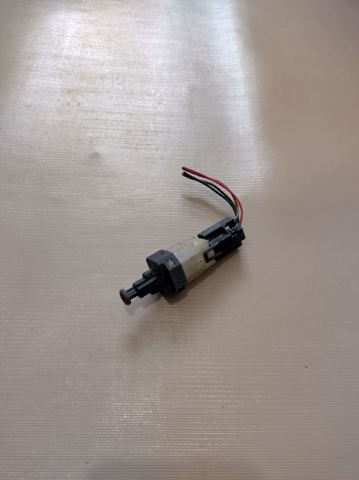 Кнопка стоп-сигналу 96212027 OPEL