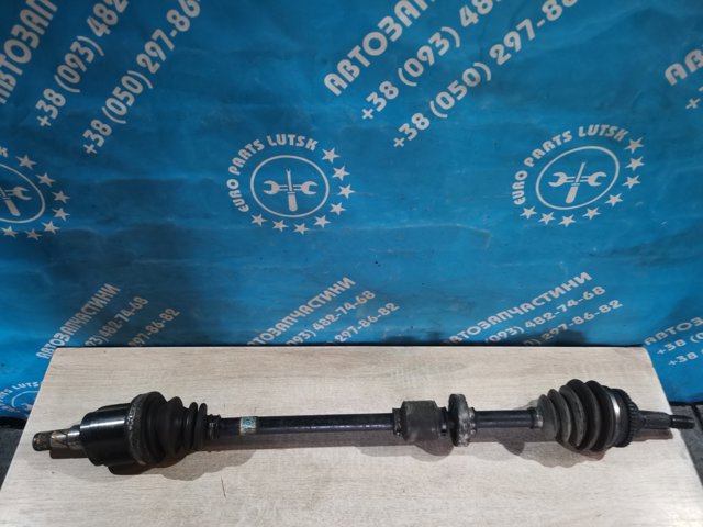 Піввісь передня, права 96451334 GM
