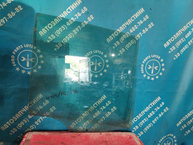 Скло заднє праве A1637350410 MERCEDES
